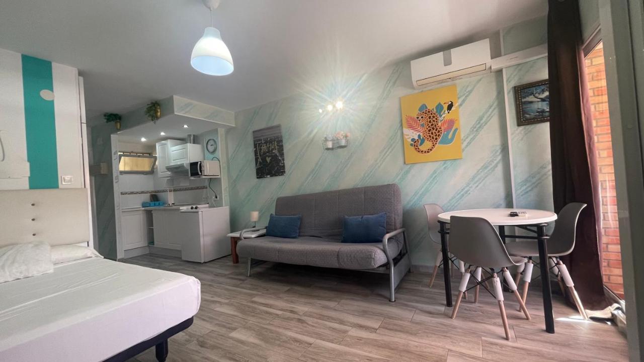 Estudio Jupiter Vista Al Mar Benalmádena Buitenkant foto